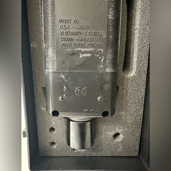 EXTECH 461825 Combination Photo-Tachometer and Stroboscope w/ Case Calibrated - Picture 9 of 14